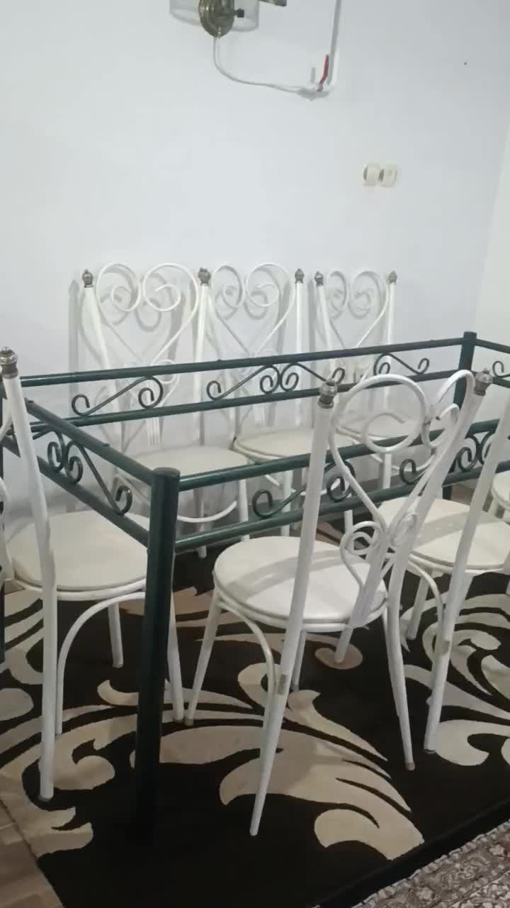 مبل ونیز ناهار خوری|میز و صندلی غذاخوری|لاهیجان, کوی استادان|دیوار