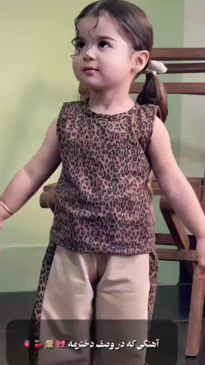 لباس بچه|کفش و لباس بچه|قم, شهر قائم|دیوار