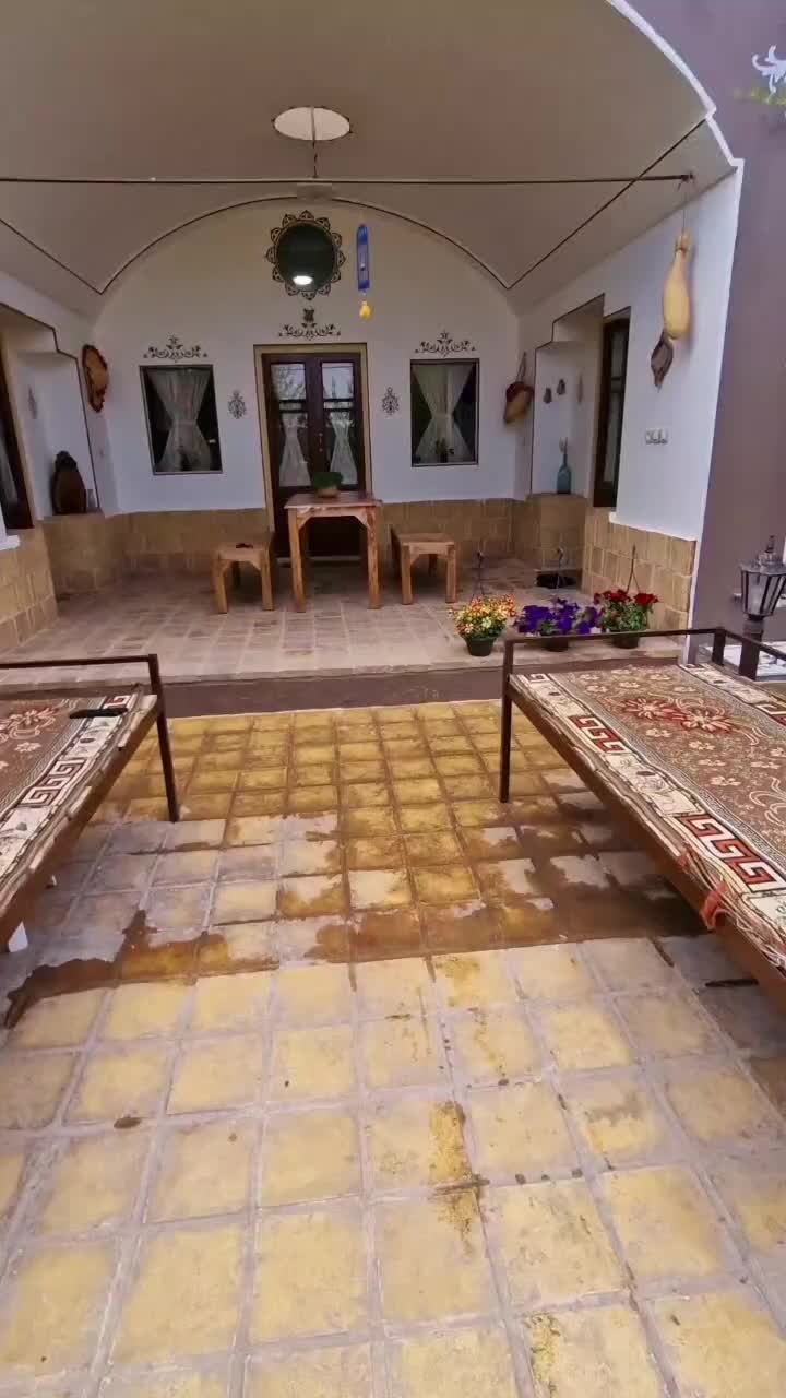 اقامتگاه سنتی ویلا باغ،اجاره جهت اسکان مسافر|اجارهٔ کوتاهمدت ویلا و باغ|کاشان, دانشگاه|دیوار