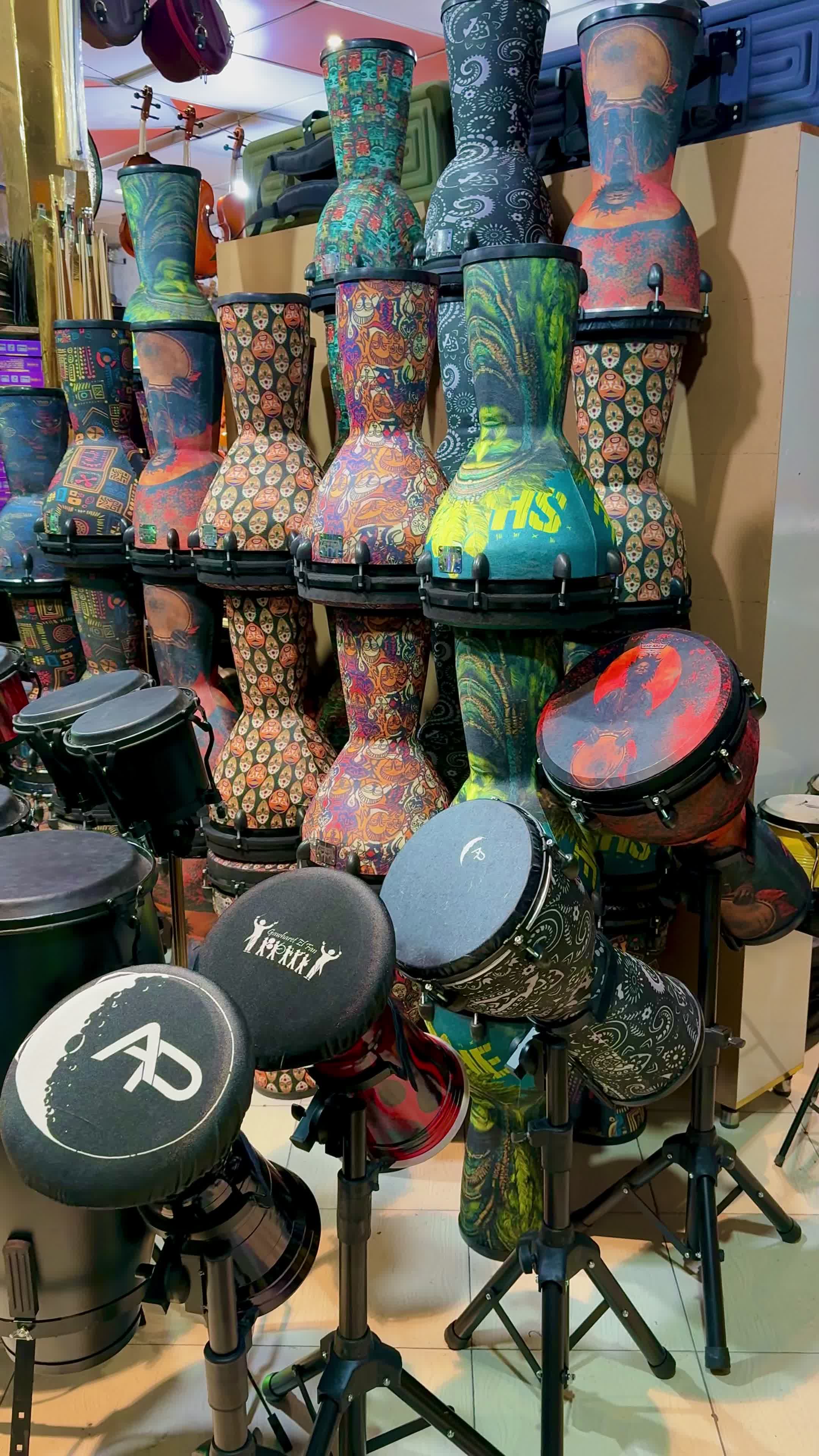 جیم بی رمو پژواک تومبا بینگی بانگو|درام و پرکاشن|مشهد, جانباز|دیوار