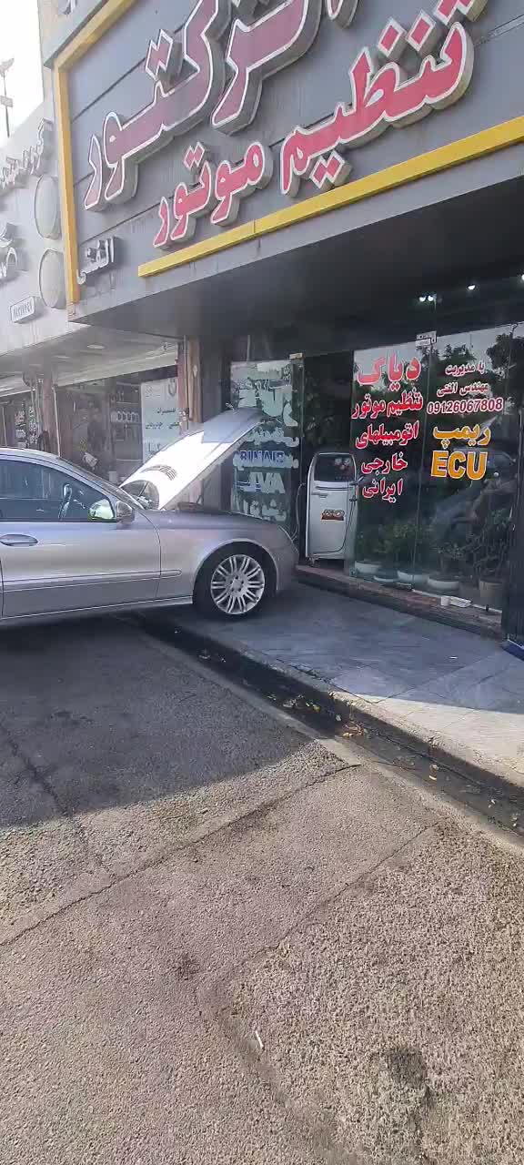 شارژ گاز کولر خودرو با دستگاه اتوماتیک ایتالیایی|خدمات موتور و ماشین|تهران, شهران شمالی|دیوار