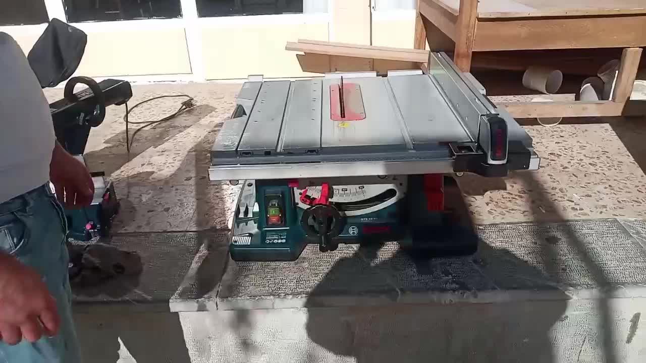 اره میزی بوش . فارسی رونیکس|ماشینآلات صنعتی|خمینیشهر, |دیوار