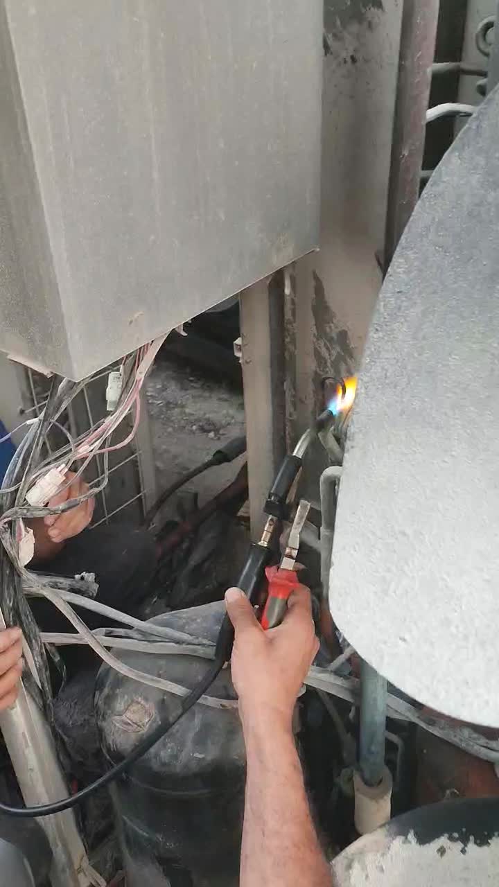 نشت یابی وشارژگازsplit/AC/|خدمات پیشه و مهارت|کیش, |دیوار