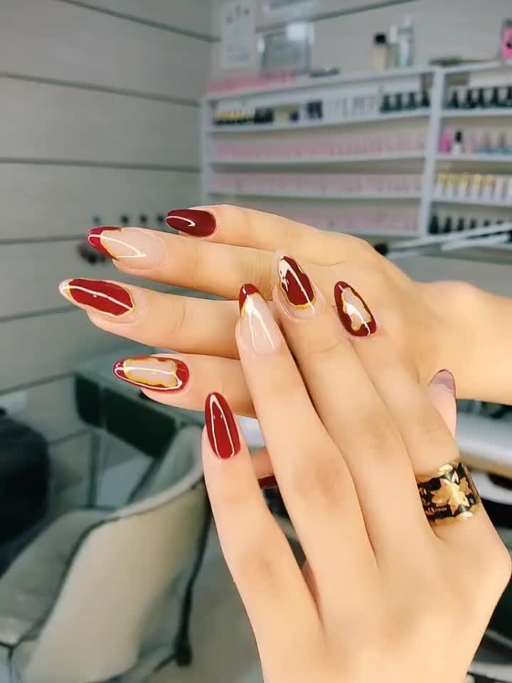 خدمات کاشت ناخن ترمیم ناخن کار با تخفیف ویژه|خدمات آرایشگری و زیبایی|شیراز, شهرک فرهنگیان|دیوار