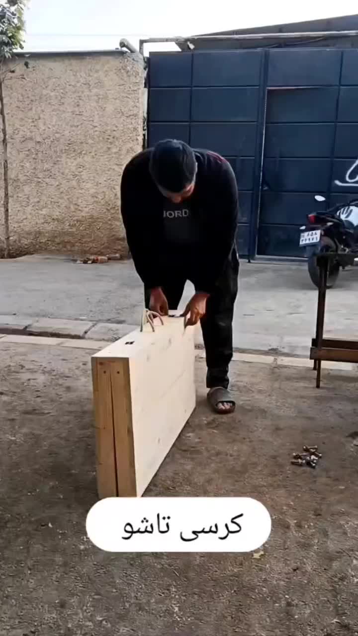 کرسی تاشو و ثابت روسی|صندلی و نیمکت|کرج, آق تپه|دیوار