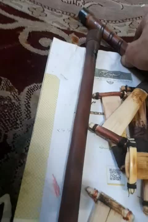 قمیش.بالابان|سازهای بادی|قم, شاه ابراهیم|دیوار