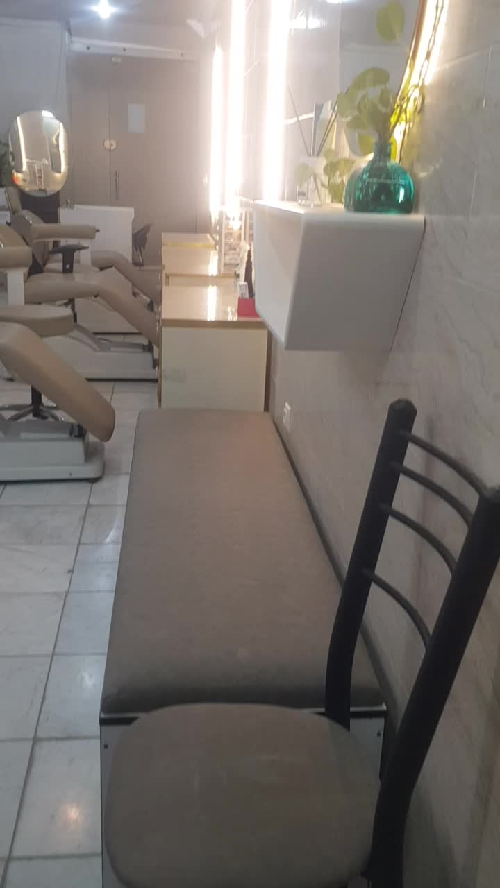 فروش تمام تجهیزات سالن زیبایی بانوان|فروشگاه و مغازه|یزد, |دیوار