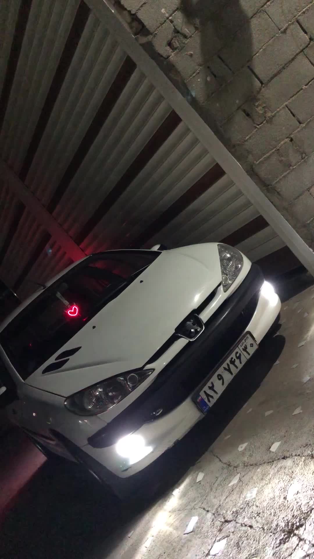 206مدل ۸۱|خودرو سواری و وانت|سقز, |دیوار