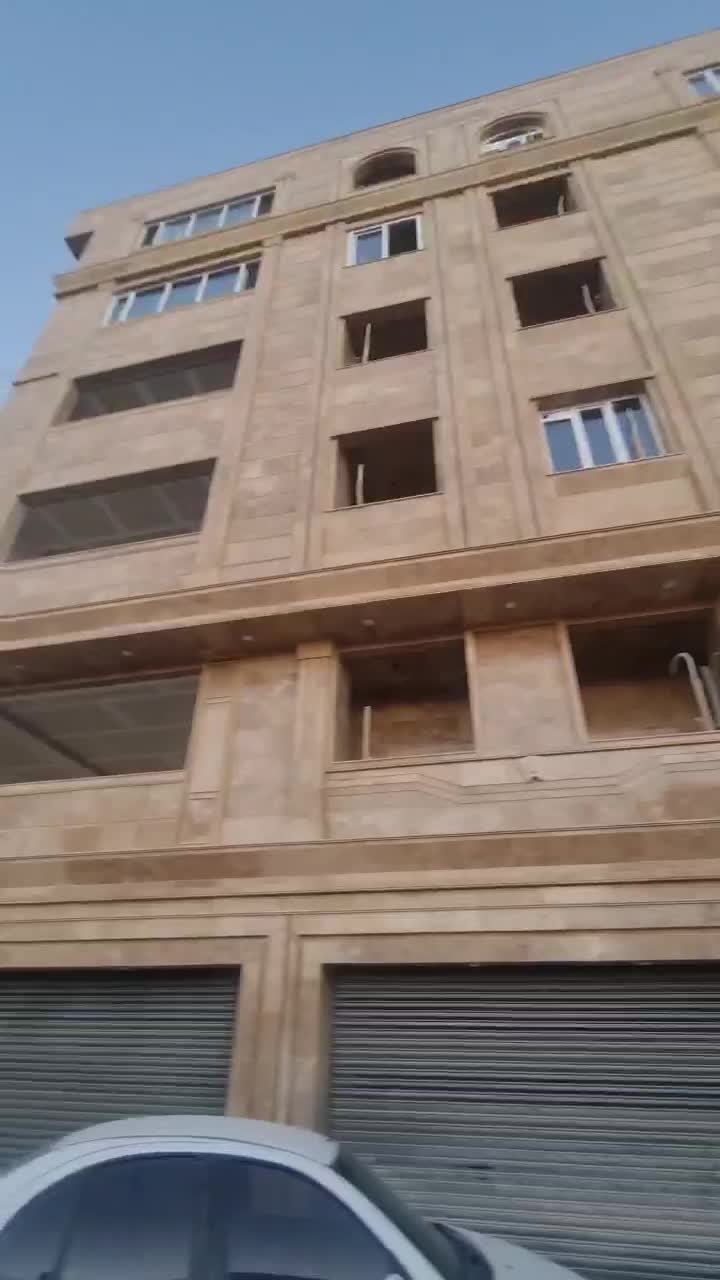 فروش واحد ۲بر ۱۲۵ متری زمین شهری بهترین ویو و نقشه|فروش آپارتمان|ایلام, |دیوار