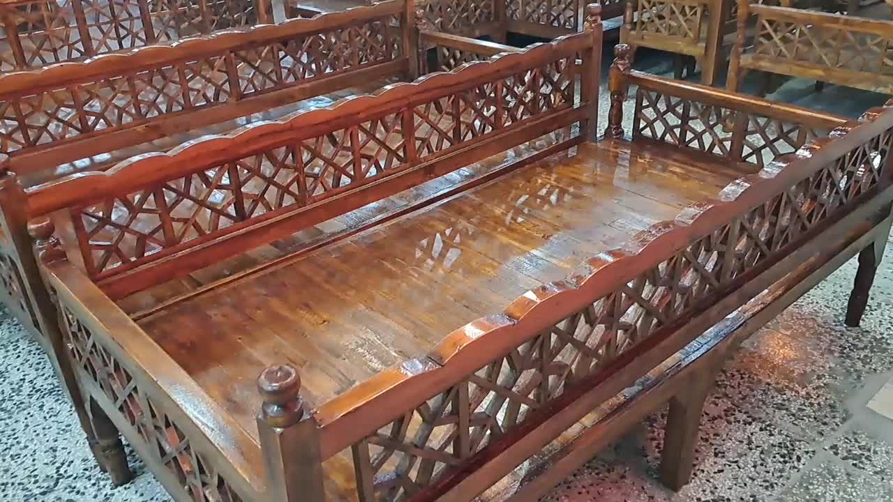 مبل و تخت سنتی|مبلمان خانگی و میز عسلی|بوشهر, |دیوار
