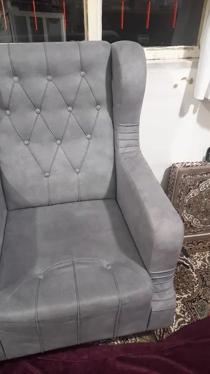 مبل پای فلز ۷نفر ۲ماه خریدم بدونه نقطه ۲۳ملیون|مبلمان خانگی و میز عسلی|مریوان, |دیوار