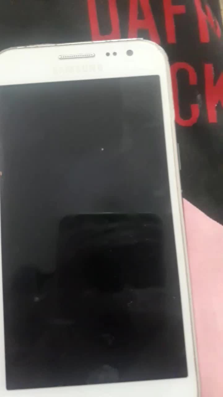 سامسونگ Galaxy J2 (2017) با حافظهٔ ۸ گیگابایت|موبایل|تهران, مجیدیه|دیوار