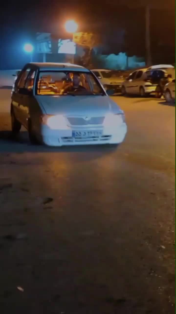 ۱۱۱ مدل ۹۴ در حد|خودرو سواری و وانت|بجنورد, |دیوار