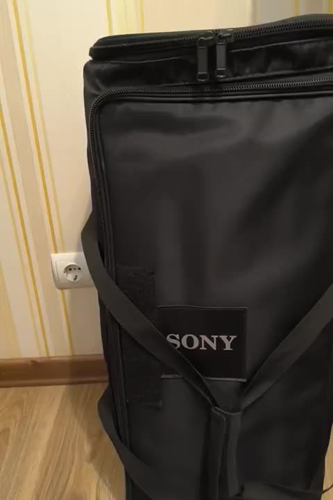 اسپیکر سونی مدل xp700 همراه با کیف اصلی سونی|پخشکننده همراه|همدان, |دیوار