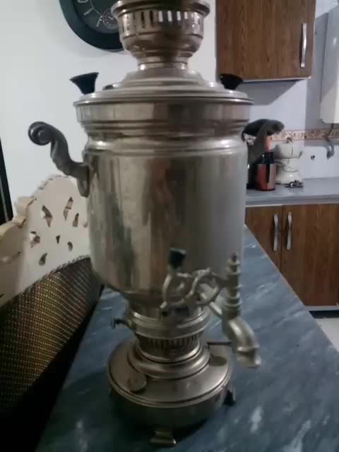 سماور بزرگ قدیمی نفتی|کلکسیون اشیاء عتیقه|سامان, |دیوار