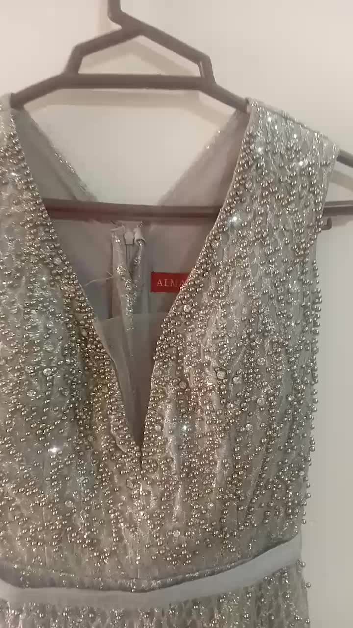 لباس عقدیم فقدر 4ساعت استفاده شد|لباس|مشهد, شهید شهریاری|دیوار