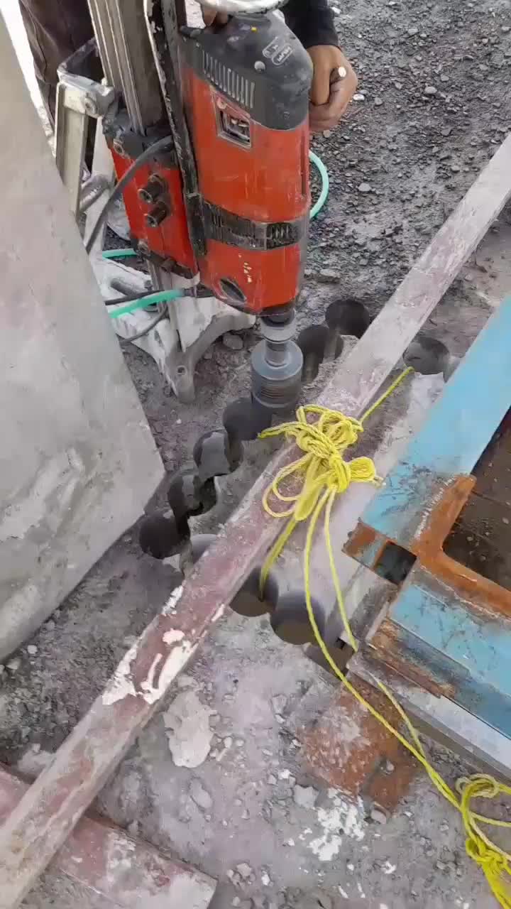 سوراخ کاری،برش بتن(کرگیری)|خدمات پیشه و مهارت|خرم‌آباد, |دیوار