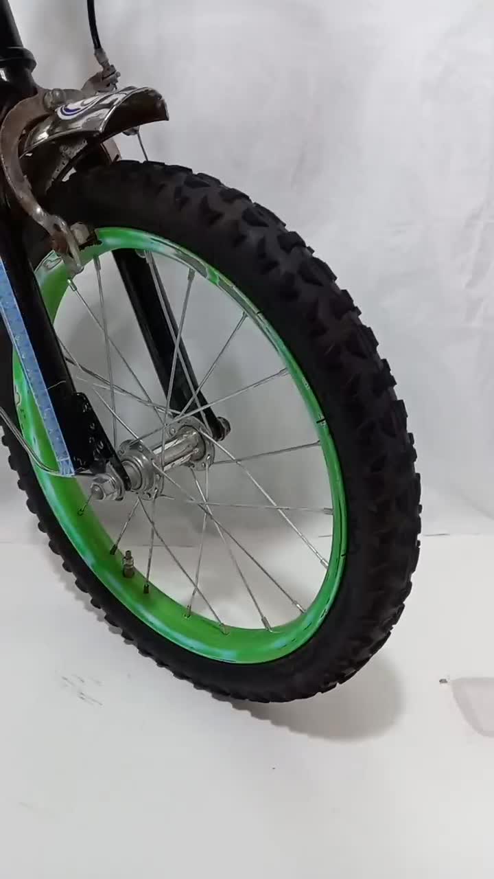 دوچرخه خوشرنگ سایز۱۶‌ در حد نو مناسب کادو|دوچرخه، اسکیت، اسکوتر|پرند, فاز ۲|دیوار