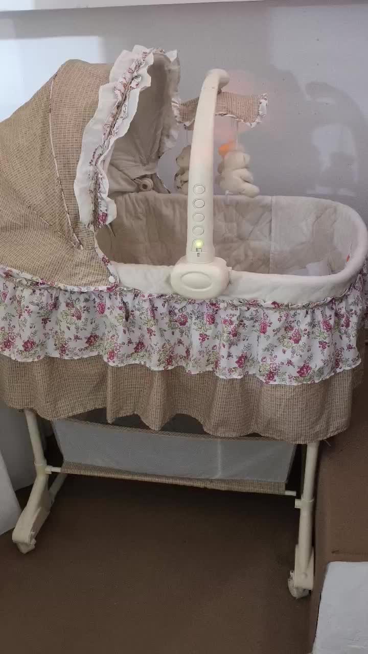 گهواره|تخت و صندلی بچه|اصفهان, جلفا|دیوار