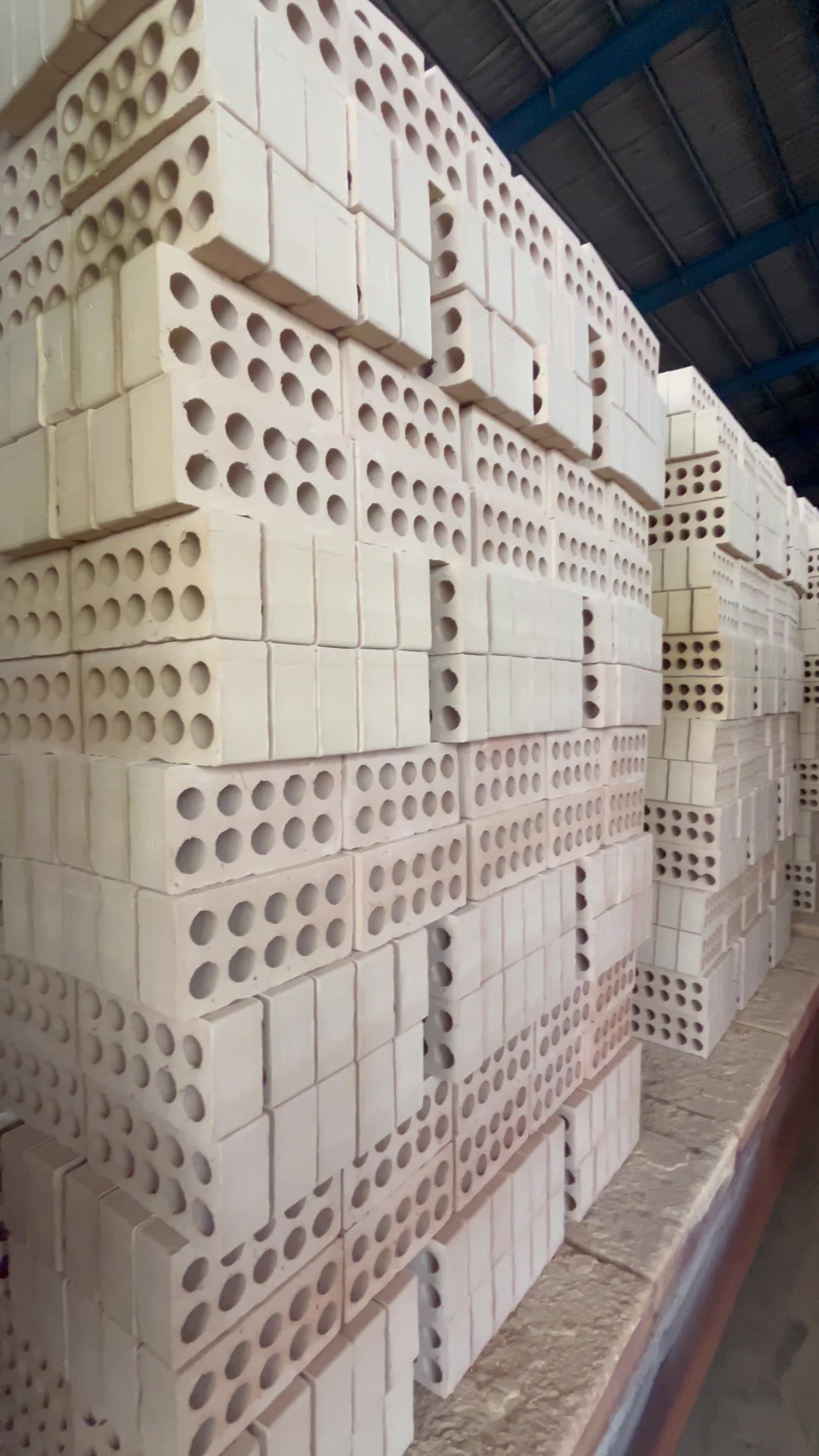 فروش آجر بدون واسطه درب کارخانه|مصالح و تجهیزات ساختمان|گنبد کاووس, |دیوار