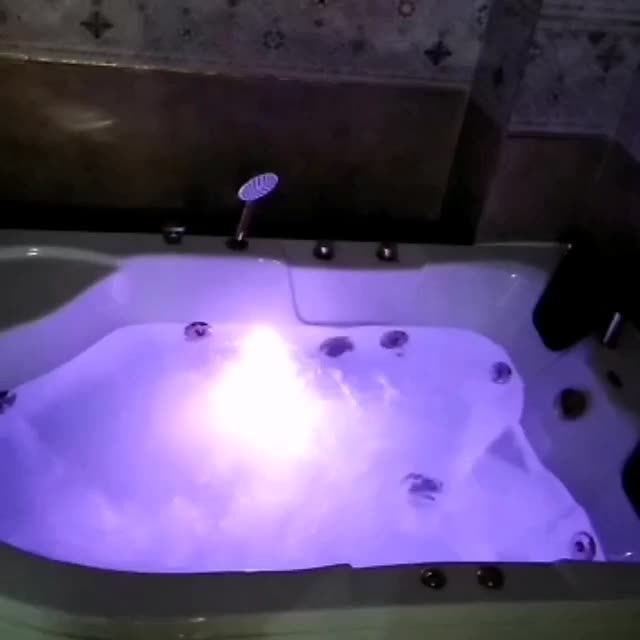 جشنواره فروش وان جکوزی تا بک فراید|لوازم حمام|تبریز, |دیوار