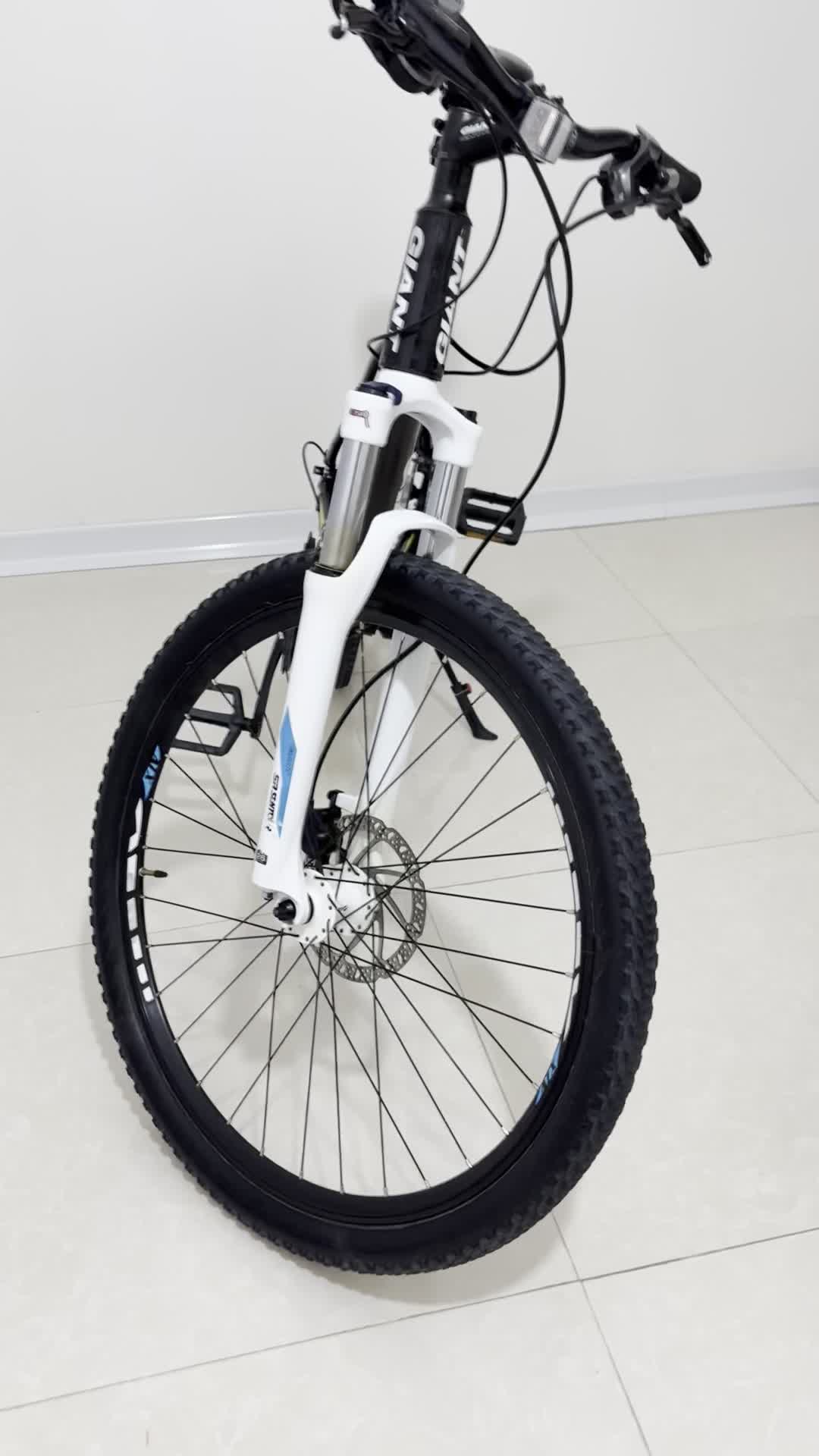 دوچرخه GIANT|دوچرخه، اسکیت، اسکوتر|بجنورد, |دیوار