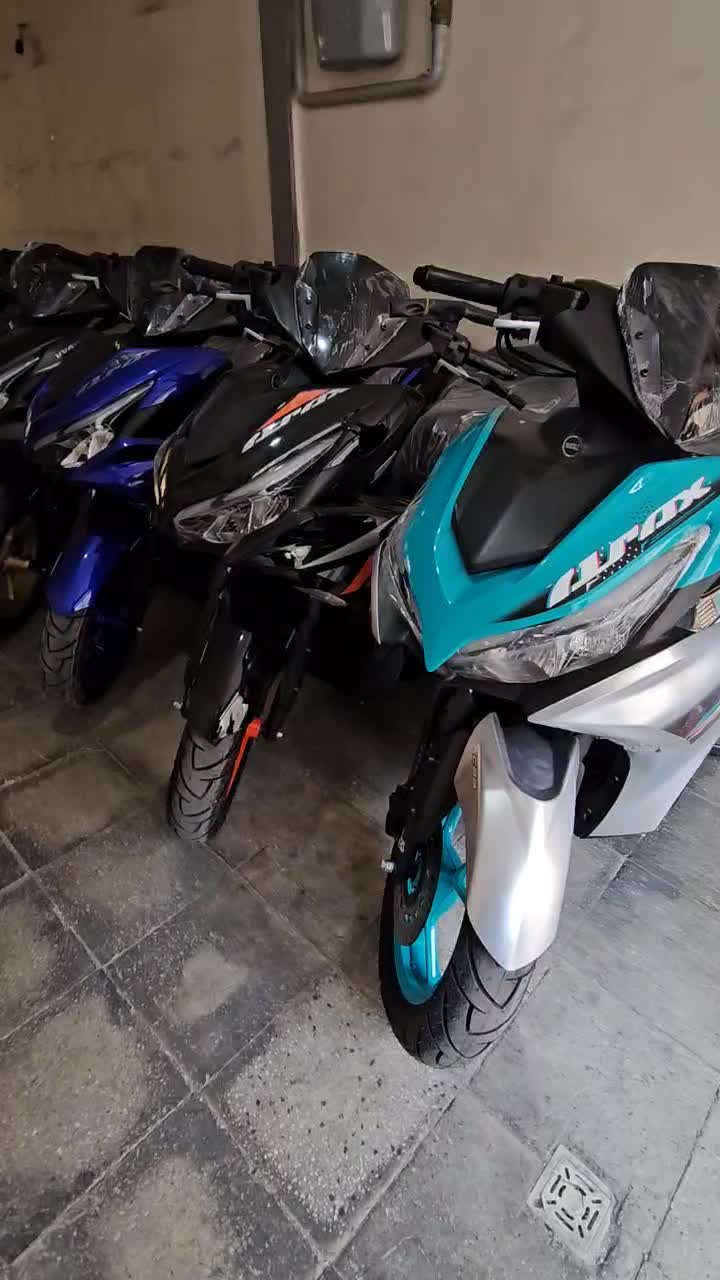 جشنواره نقدی طرح آیروکس رادیات ۱۸۰ کف قیمت بازار|موتورسیکلت|تهران, صادقیه|دیوار