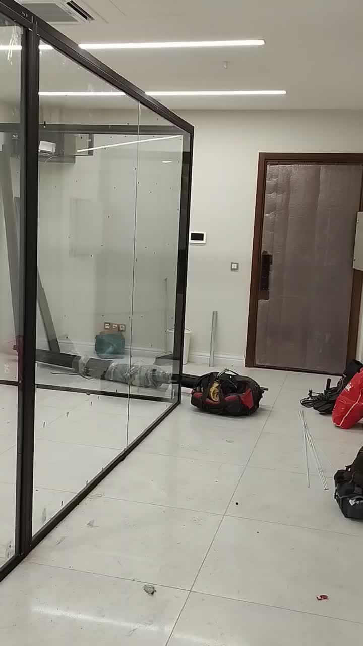 شیشه سکوریت و درب اتوماتیک جان پناه|خدمات پیشه و مهارت|قرچک, باقرآباد|دیوار