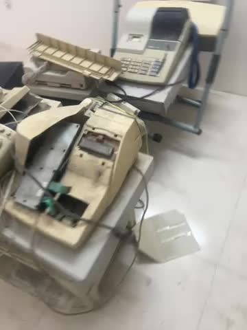 فروش فوری تعدادی لوازم اداری به بالاترین پیشنهاد|دفتر کار|اصفهان, درب سیبه علیا|دیوار