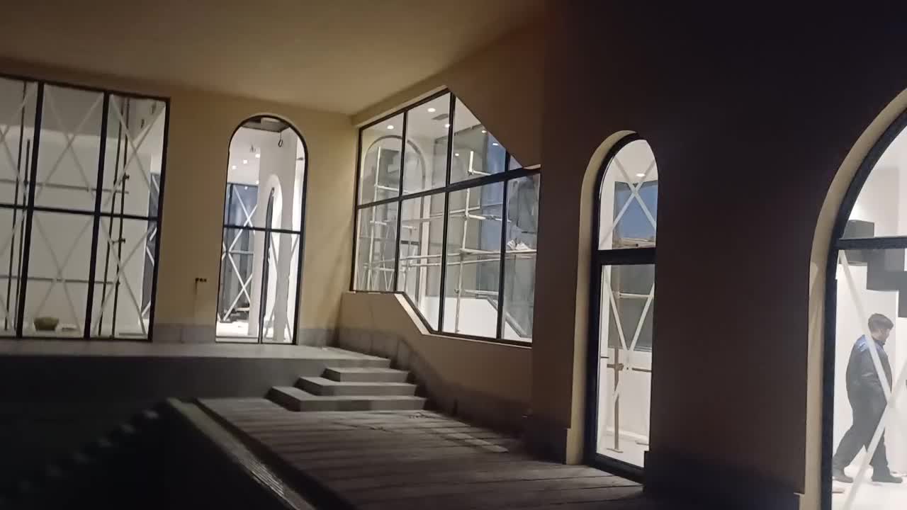 تولید تخصصی در و پنجره دوجداره UPVC و آلومینیوم|خدمات پیشه و مهارت|تهران, سهروردی|دیوار