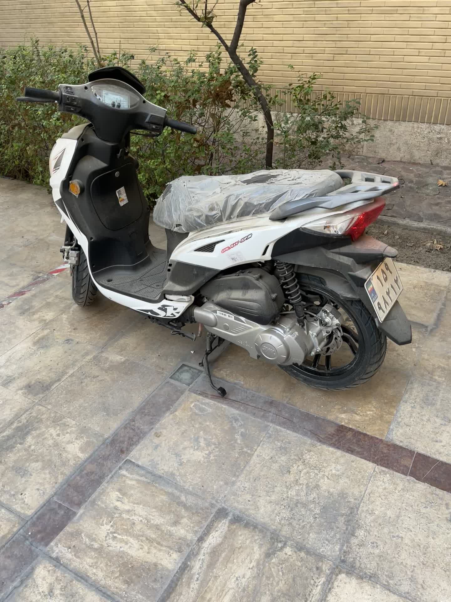 Sr 200 1403 صفر|موتورسیکلت|تهران, حسین‌آباد|دیوار