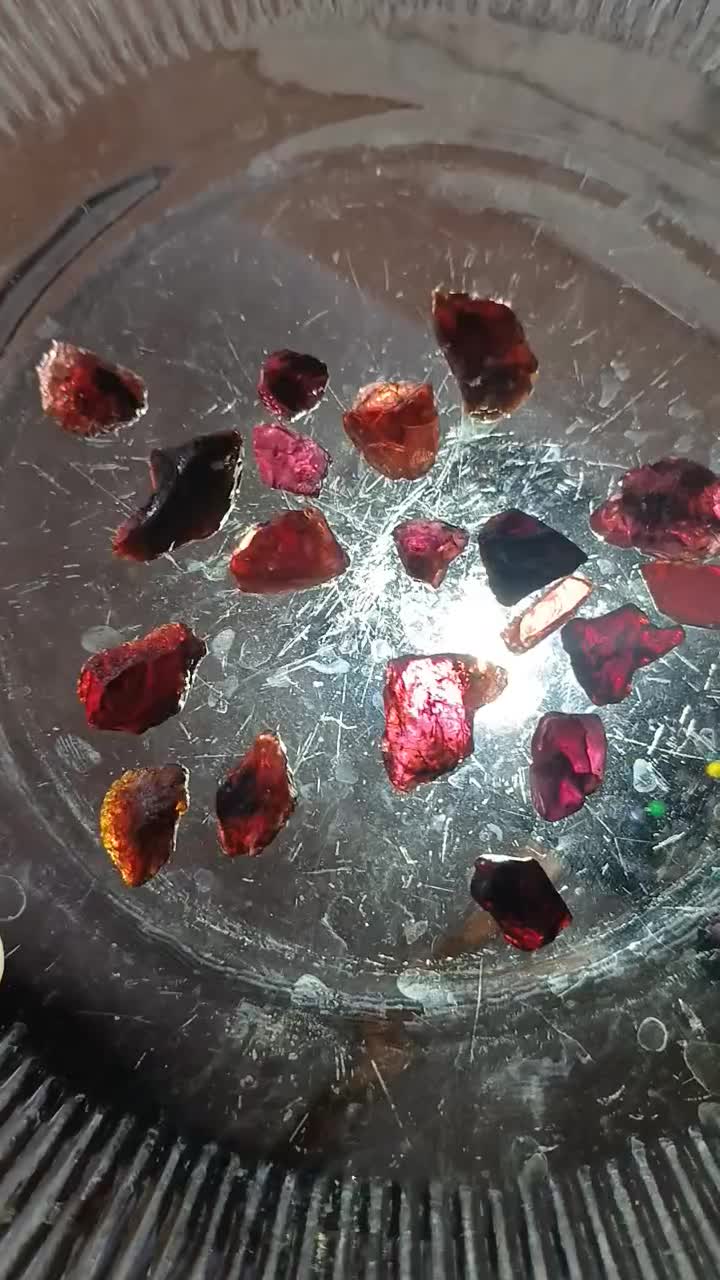 سنگ لعل.اسپینل|جواهرات|رشت, پارک شهر|دیوار