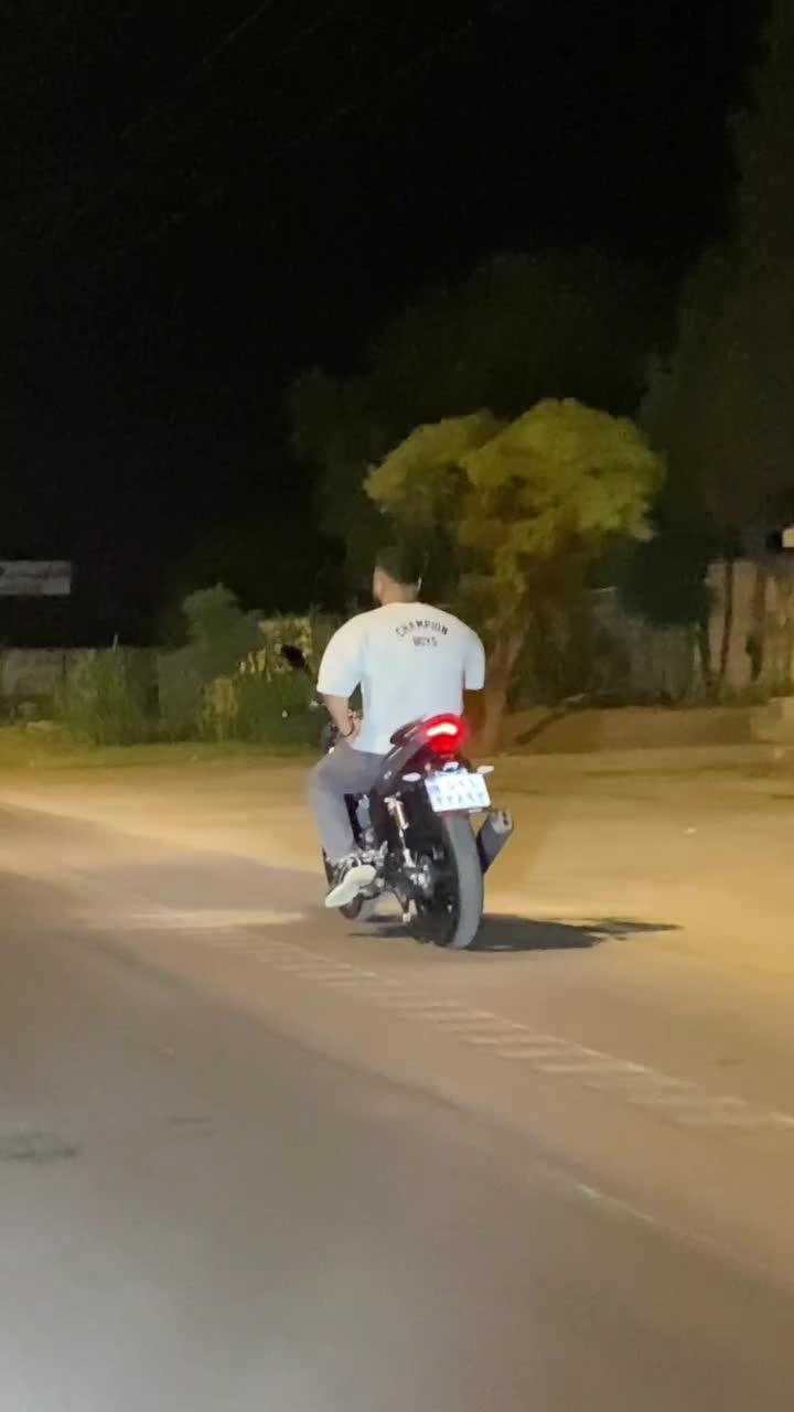 زونتس ۲۳۰مدل ۱۴۰۳فقط ۱۵۰میلیون|موتورسیکلت|آکند, |دیوار