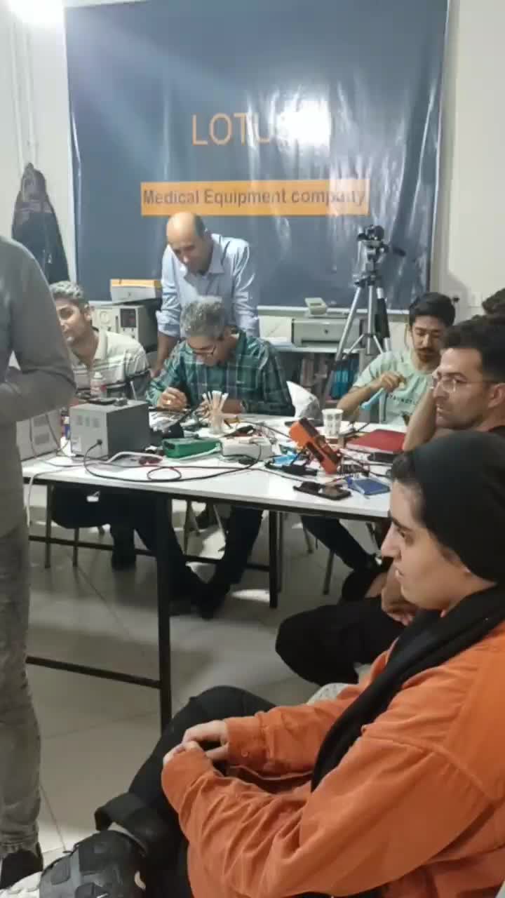 آموزش تعمیر بردهای الکترونیکی با مدرک دانشگاهی|خدمات آموزشی|اراک, |دیوار