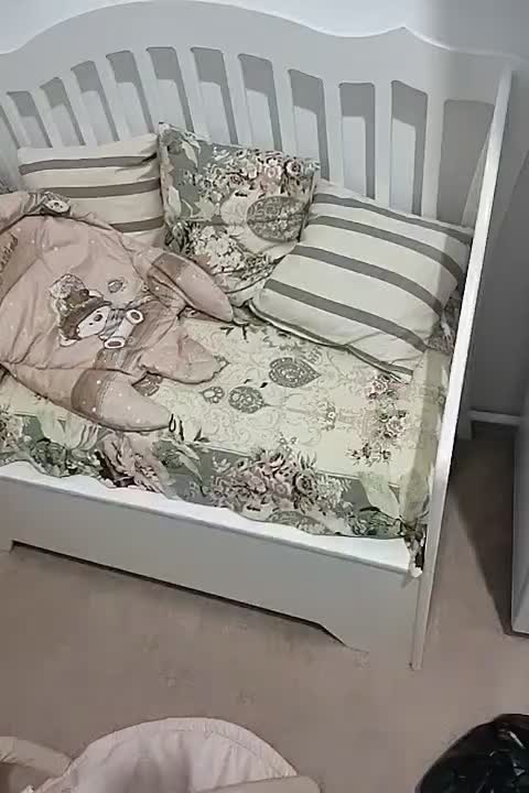 کنار مادر سالم|تخت و صندلی بچه|اردبیل, |دیوار