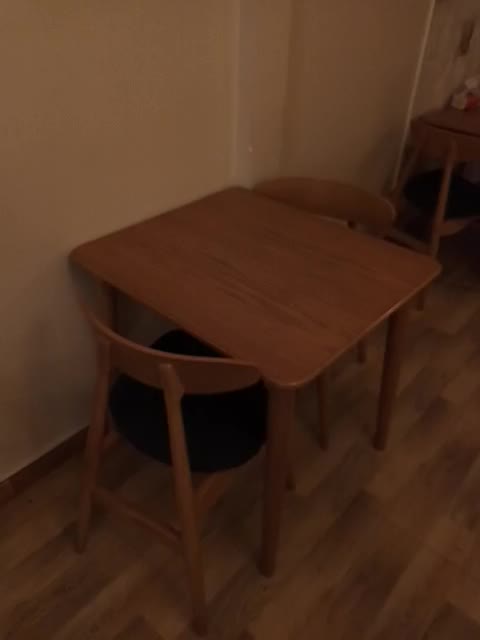 میز و صندلی چوب راش|میز و صندلی غذاخوری|فردیس, منظریه|دیوار