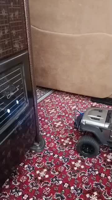 ماشین کنترلی معاوضه با گیمبال گوشی دی جی آی|اسباب‌‌بازی|شیراز, شهرک قمشه|دیوار