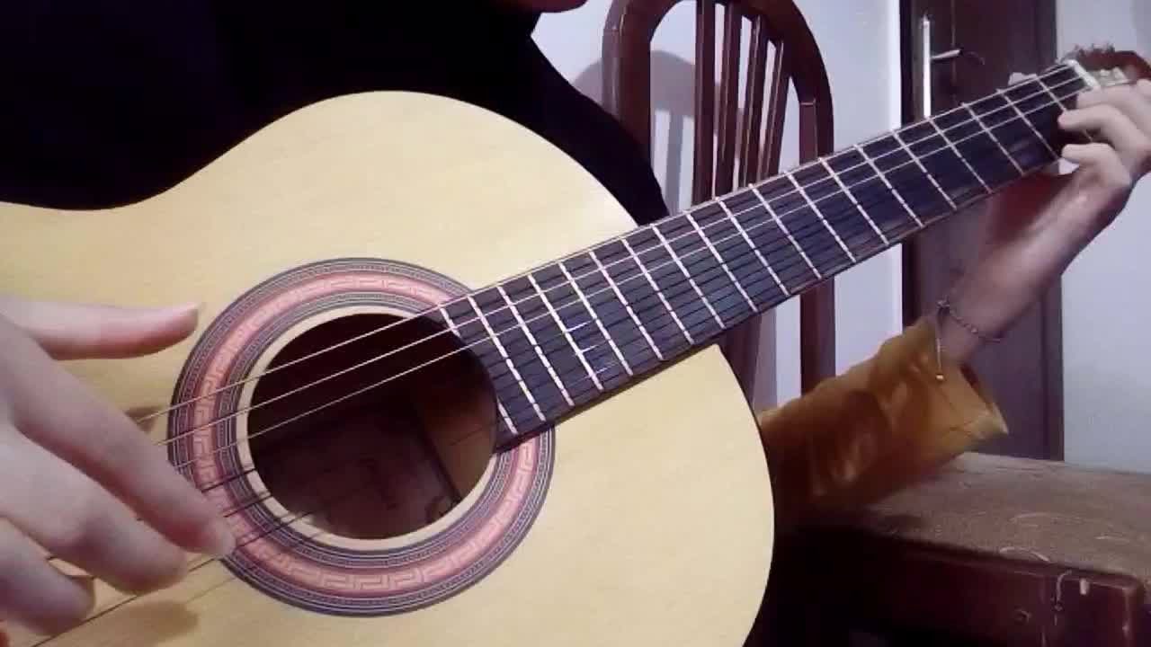 اموزش گیتار(توسط استاد خانم)|خدمات آموزشی|گلبهار, شهر جدید گلبهار|دیوار