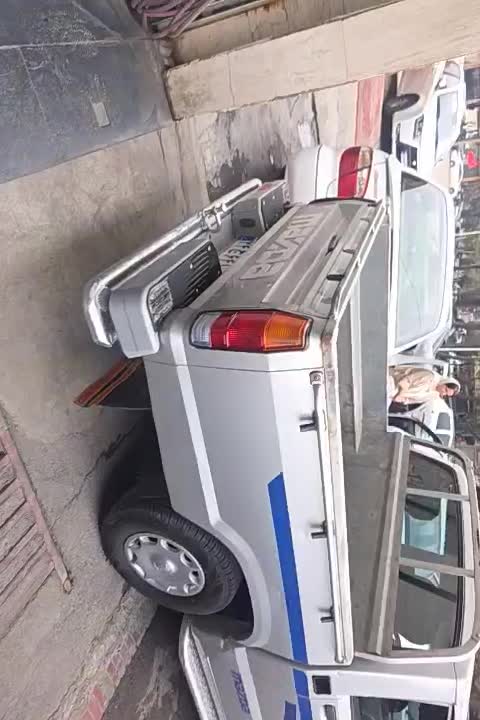 مزدا دوکابین مدل ۱۳۹۲ معاوضه با نیسان اریسان|خودرو سواری و وانت|شیراز, شهرک گلدشت حافظ|دیوار