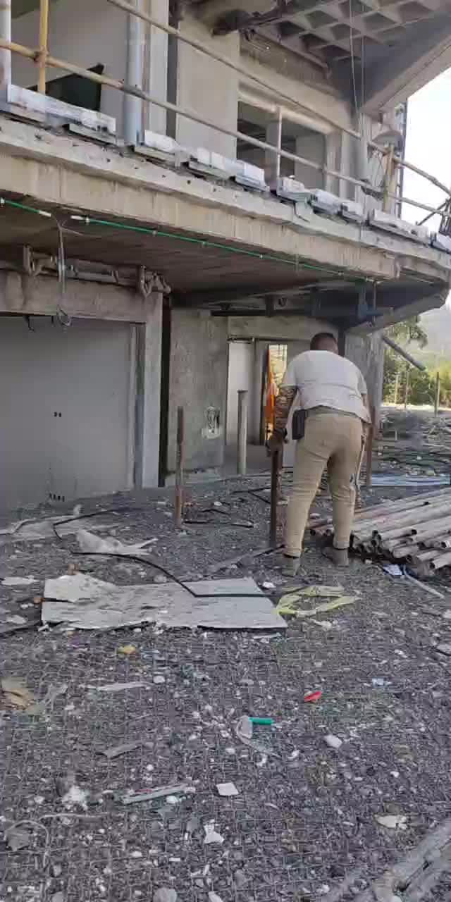 اوستا داربست بند اکیپ داربست نصاب داربست|خدمات پیشه و مهارت|رامسر, |دیوار