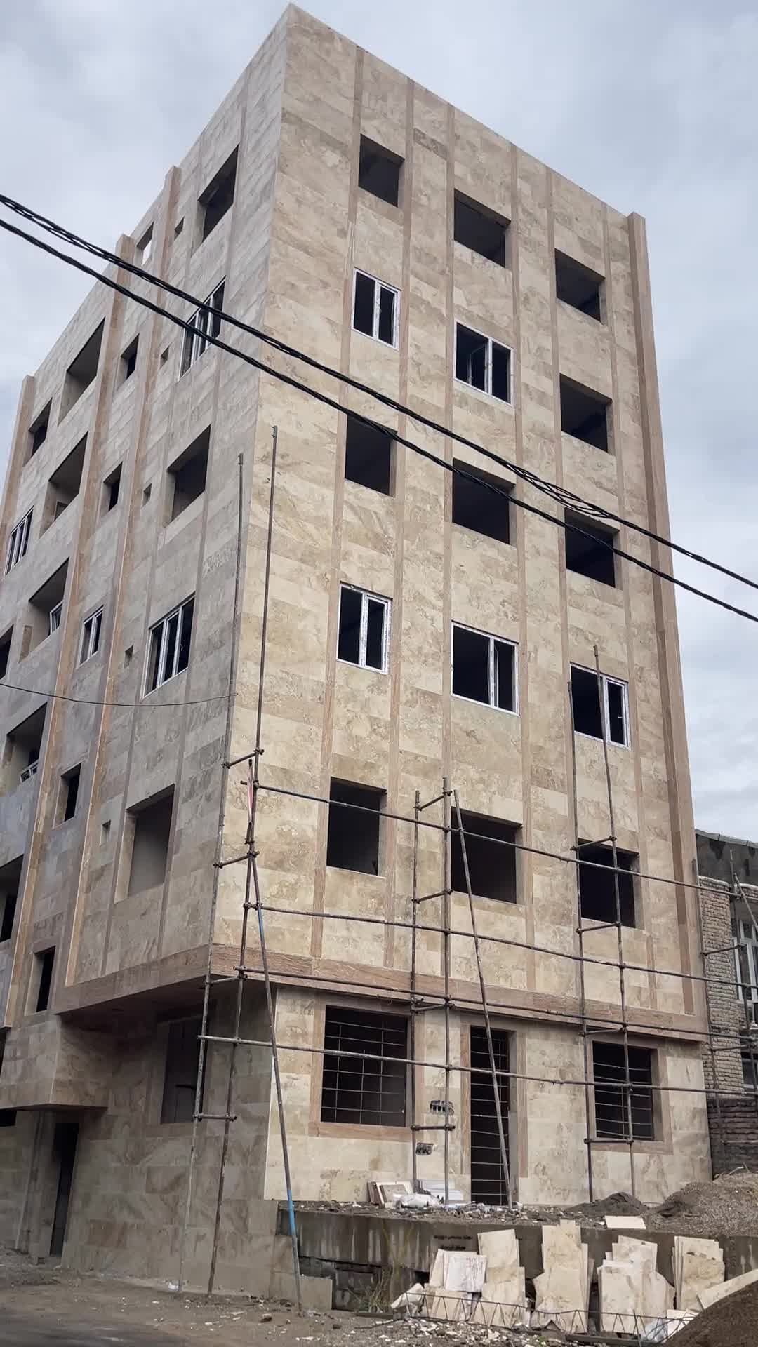 فروش آپارتمان ۱۳۵ متری ۳ خوابه|فروش آپارتمان|ماکو, |دیوار