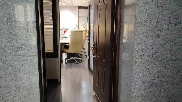 اتاق کنفرانس با سیستم صوت حرفه‌ای|اجارهٔ کوتاه‌مدت دفتر کار و فضای آموزشی|تهران, امیرآباد|دیوار