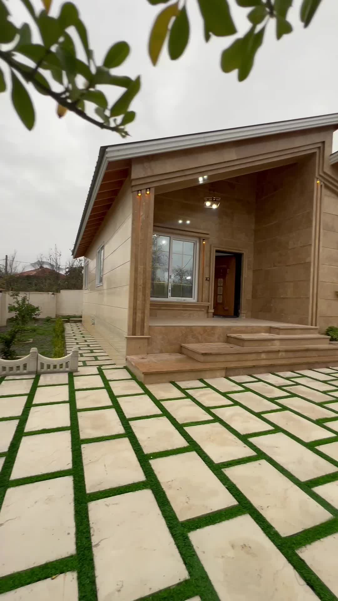 ویلا تازه ساخت پیش پرداخت 2/5 م جنگلی سندتکبرگ|فروش خانه و ویلا|پرهسر, |دیوار