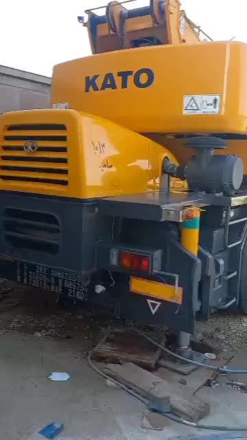 جرثقیل ۲۵تن کارگاهی|ماشین‌آلات صنعتی|شیراز, پادگان ولیعصر|دیوار