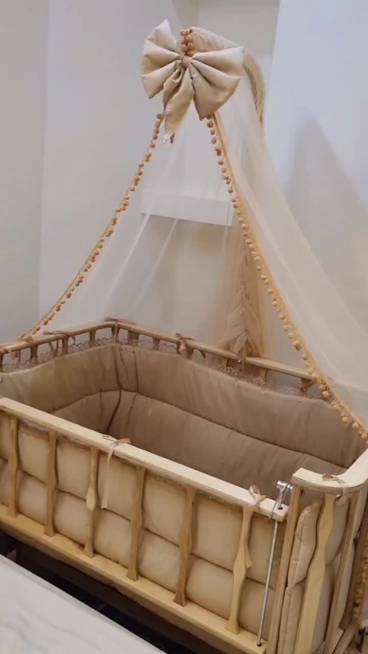 گهواره و تخت کنار مادر نونو|تخت و صندلی بچه|فولادشهر, مسکن مهر فولادشهر|دیوار