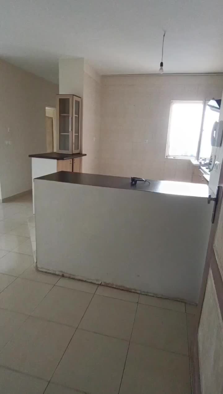 عرشیا /باپارکینگ وام تسویه/ روبرو مترو/ ارشیا /80m|فروش آپارتمان|هشتگرد, |دیوار