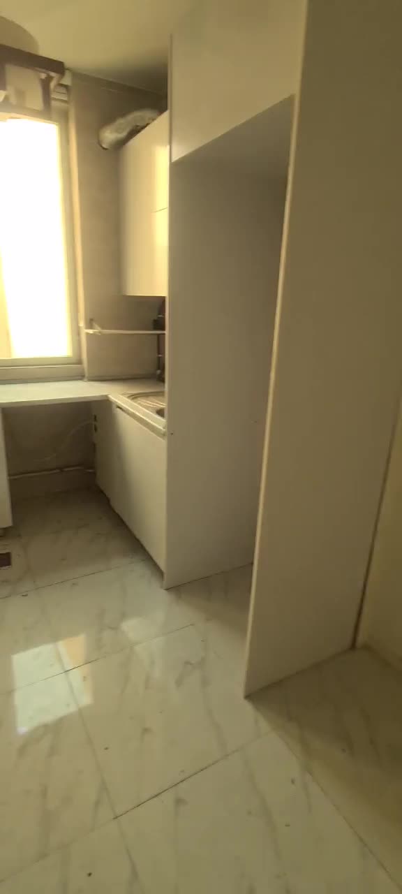 ۴۶ متر بازسازی شده با پارکینگ