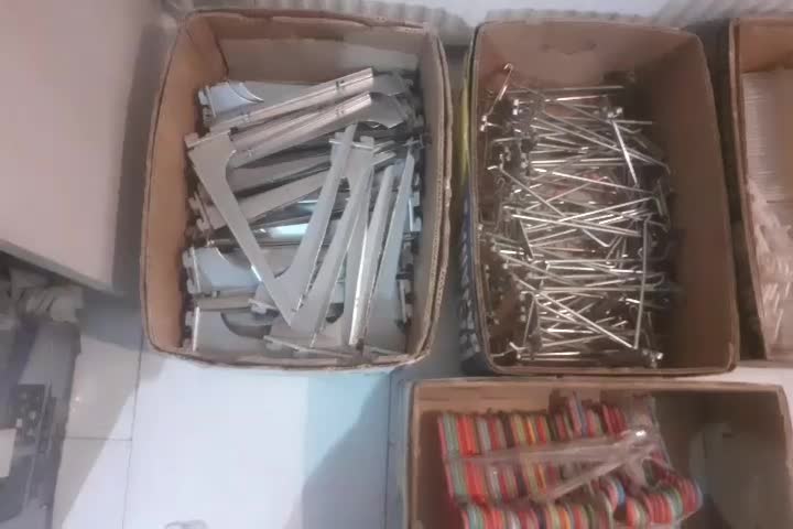 رگال تخت و جوراب و چوبکار چوب لباس نشکن|فروشگاه و مغازه|پردیس, فاز ۳|دیوار