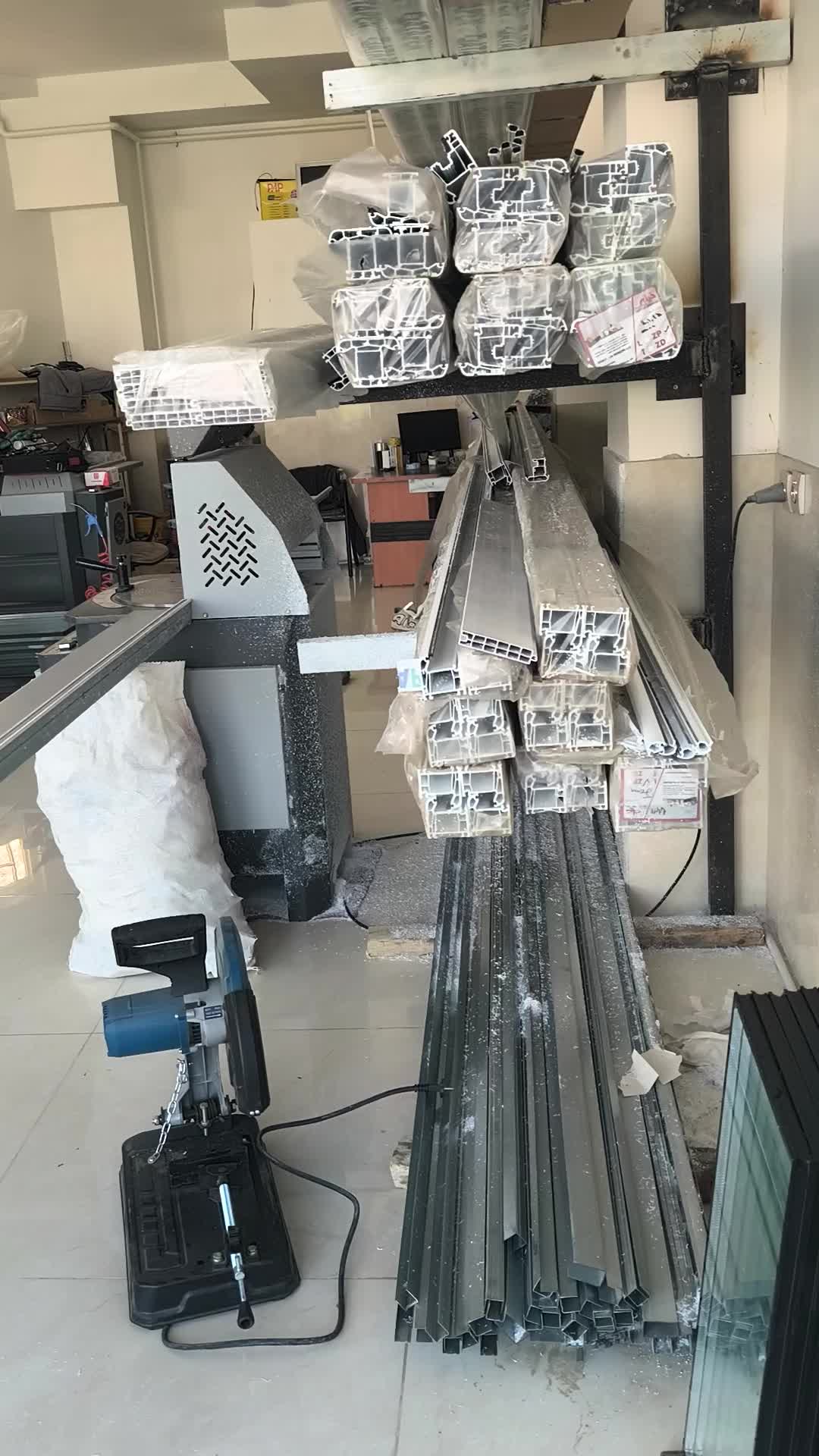 تولید درب وپنجره دوجداره استاروین|مصالح و تجهیزات ساختمان|میاندوآب, |دیوار