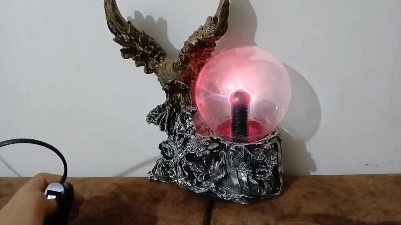 چراغ خواب گوی پلاسما طرح عقاب|چراغ خواب و آباژور|شوشتر, |دیوار